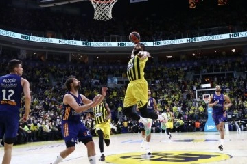 THY Euroleague: Fenerbahçe Beko: 66 - Real Madrid: 51