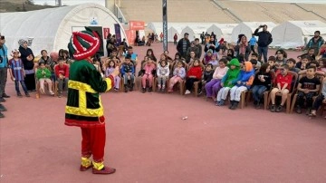 TÜGVA, afet bölgesinde çocuk şenlikleri düzenledi