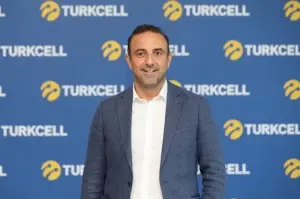 Turkcell GranFondo İzmir’de pedallar yangında zarar gören çocukların eğitimi için dönecek