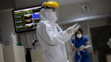 Türkiye'de 19 bin 357 kişinin testi pozitif çıktı, 185 kişi yaşamını yitirdi