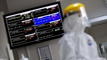 Türkiye'de son 24 saatte 20 bin 874 kişinin testi pozitif çıktı, 192 kişi yaşamını yitirdi