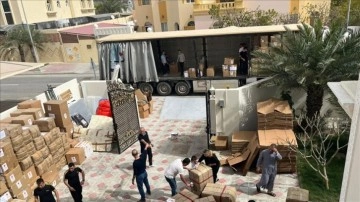 Türkiye'nin Doha büyükelçiliği depremden etkilenenler için 500 ton yardım topladı