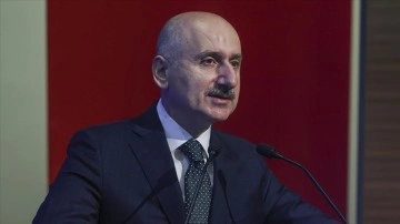 Ulaştırma ve Altyapı Bakanı Karaismailoğlu: İstanbul Havalimanı gelecek yıl 2019'u geçecek