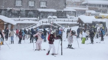 Uludağ'da sezon hareketli başladı