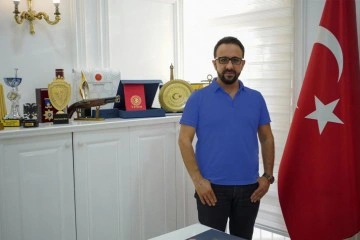 Uzmanından kalıcı dudak renklendirme önerisi