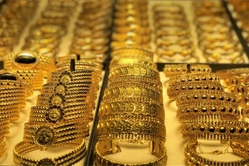Yılın son gününde çeyrek altın 261 lira oldu
